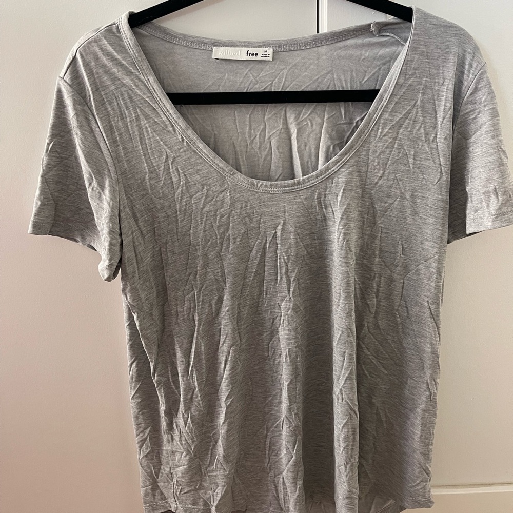 Wilfred free T-shirt